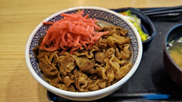 吉野家 東久留米下里店的实拍高清图