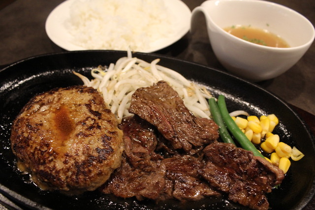 ステーキ＆ハンバーグ リボーン的實拍高清圖