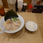 一風堂 四条烏丸店的實拍圖