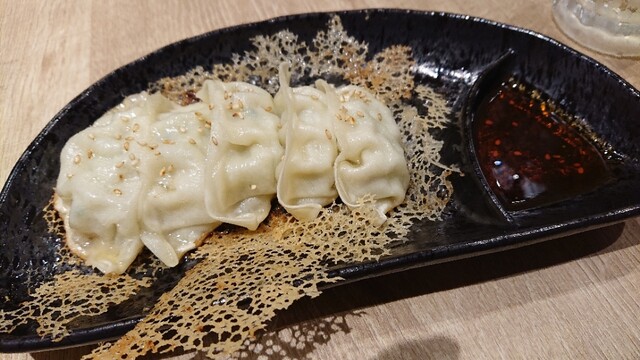 鶏部長と豚課長的实拍高清图