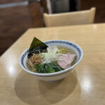 ラーメン 尹善栄の店的實拍圖