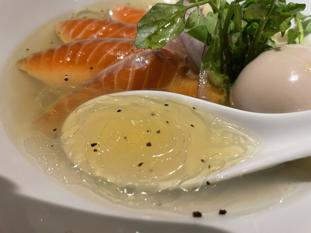 鶏そば・ラーメン Tonari的實拍高清圖