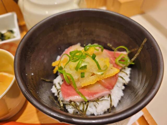 だし茶漬け+肉うどん えん ルクア大阪店的实拍高清图