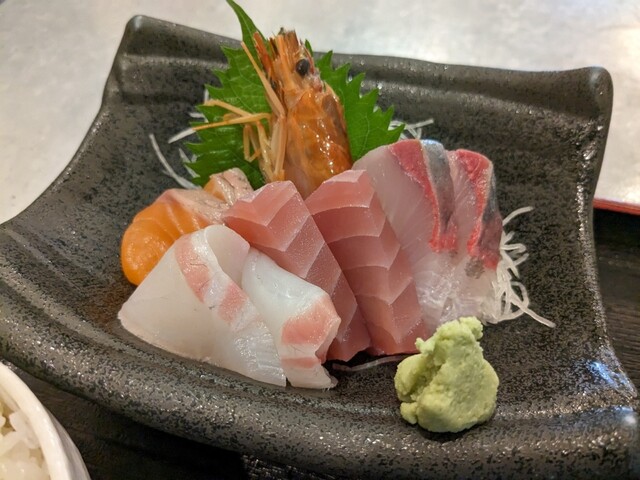 地魚酒場 魚八商店 鶴橋店的實拍高清圖