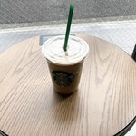 スターバックスコーヒー エトモ祐天寺店的实拍图