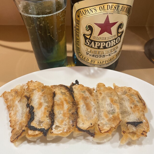 餃子とお酒の店屋 全包的實拍高清圖