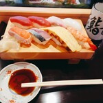 初音鮨本店的實拍圖