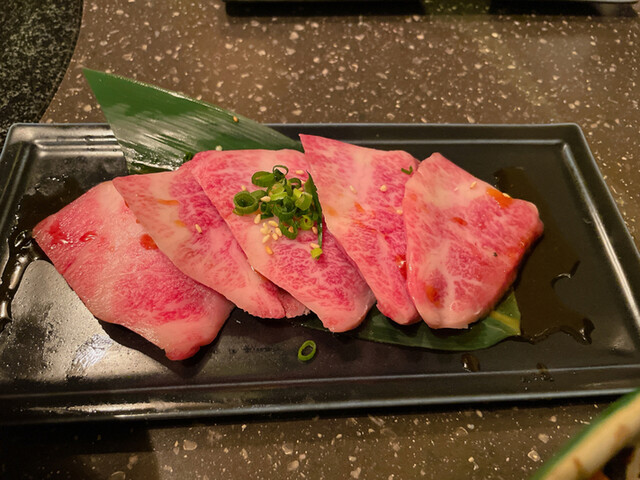 焼肉の三是 新宿店的實拍高清圖