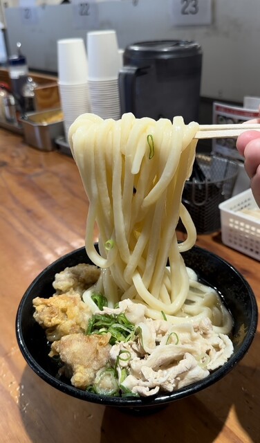 自家製さぬきうどんと肉 新橋甚三的實拍高清圖