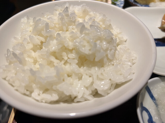 焼魚定食と釜戸ごはん 梅田食堂的實拍高清圖