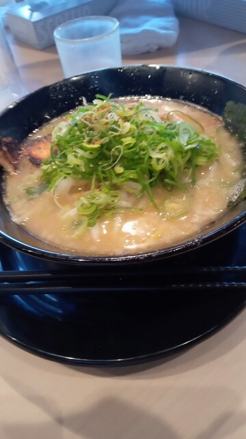 ラーメン食堂 神豚 大東店的實拍高清圖