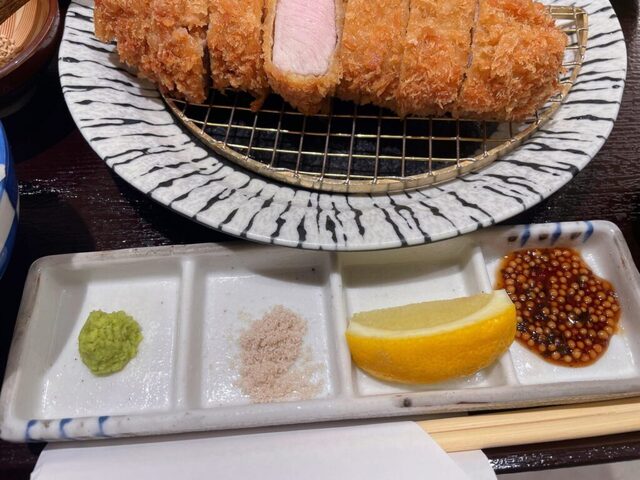 とんかつ 知青的實拍高清圖
