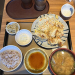 やよい軒 京都駅八条口店的實拍圖