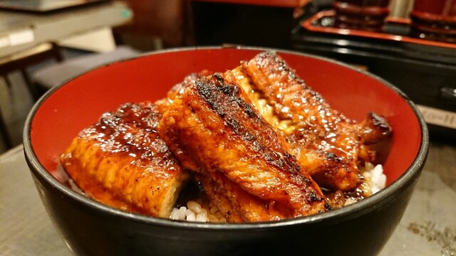 宇奈とと 大阪本町店的實拍高清圖