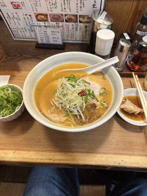 らーめん あらうま堂 梅田一番街店的實拍高清圖