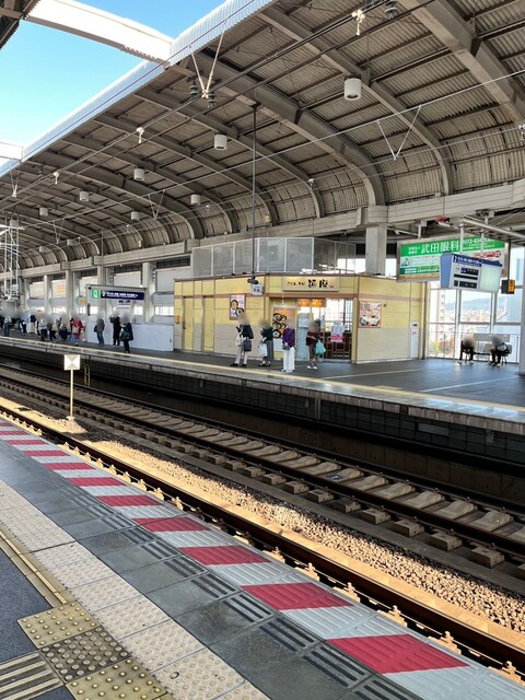 麺座 寝屋川市駅店的實拍高清圖