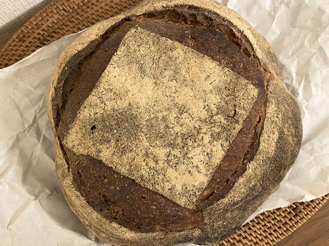 農家パン 弥栄窯的實拍高清圖