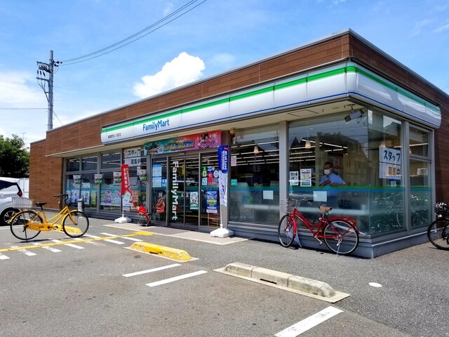 ファミリーマート 嵯峨野宮ノ元町店的实拍高清图