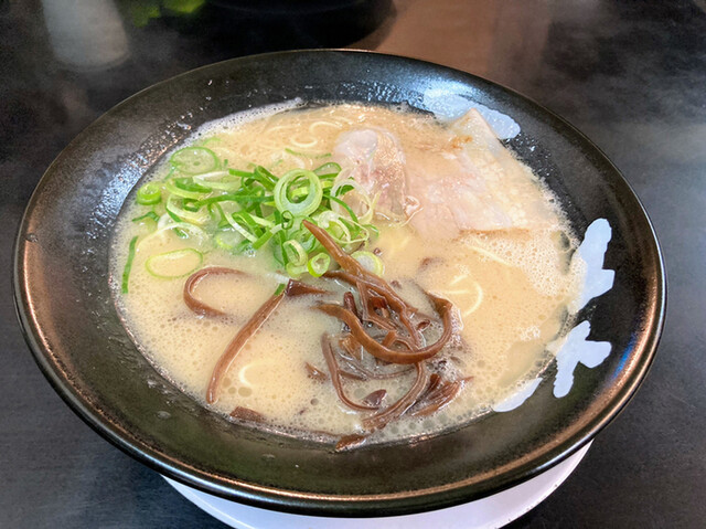 ラーメン雷蔵 諸岡店的實拍高清圖