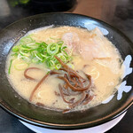 ラーメン雷蔵 諸岡店的實拍圖