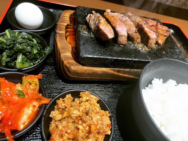 感動の肉と米 新橋店的實拍高清圖