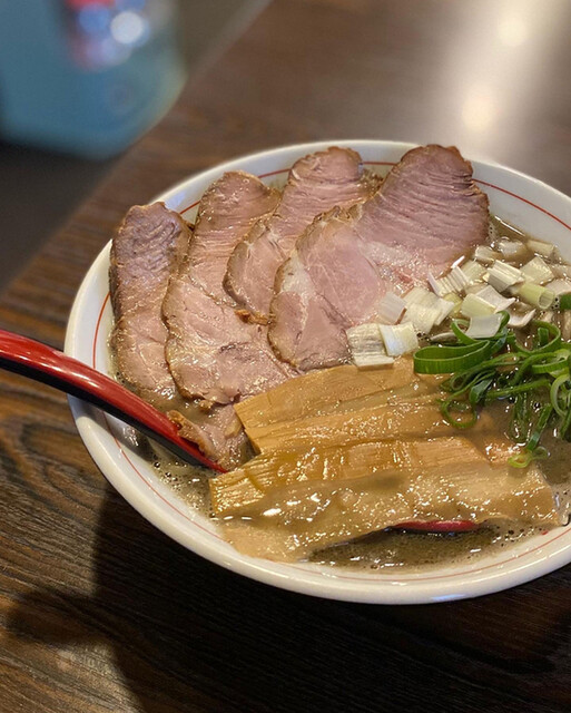 らー麺 山さわ的实拍高清图