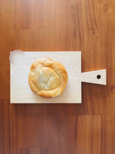 MILK IN BREAD的实拍高清图