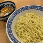 中華そば 青葉 池袋サンシャイン店的實拍圖