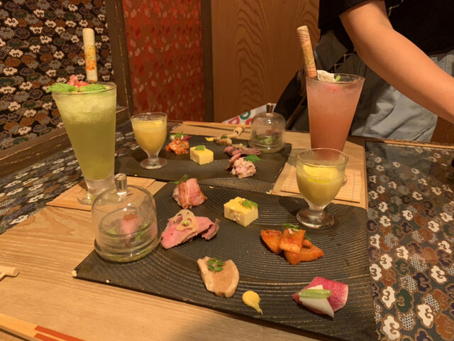 京都肉×青果サワー 京的实拍高清图