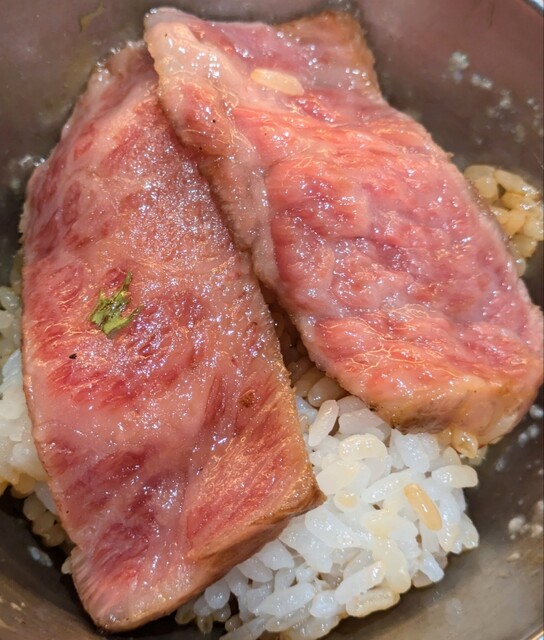 recommendations image for 新宿焼肉 ホルモンいのうえ