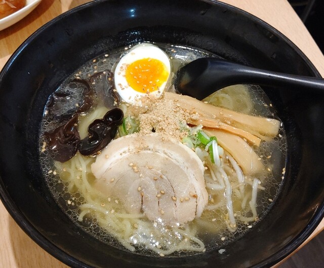 recommendations image for ラーメン居酒屋 麺や八福