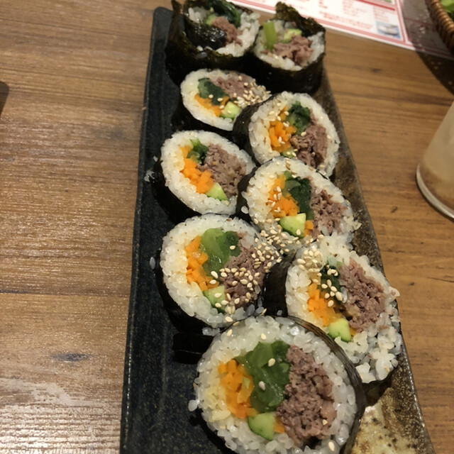 韓国料理豚ブザ 新宿店的實拍高清圖