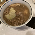 両川的实拍图