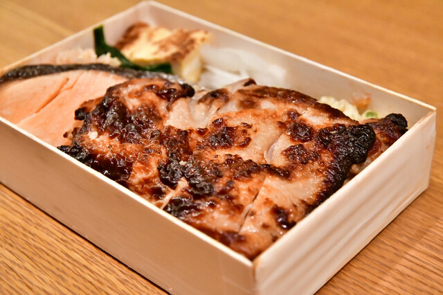 recommendations image for 刷毛じょうゆ 海苔弁 山登り GINZA SIX店