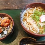 十勝山賊うどん本舗的实拍图