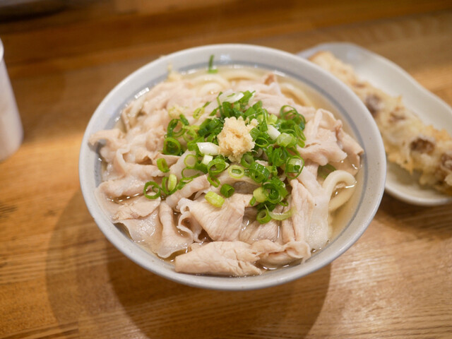 自家製さぬきうどんと肉 甚三 大門店的實拍高清圖