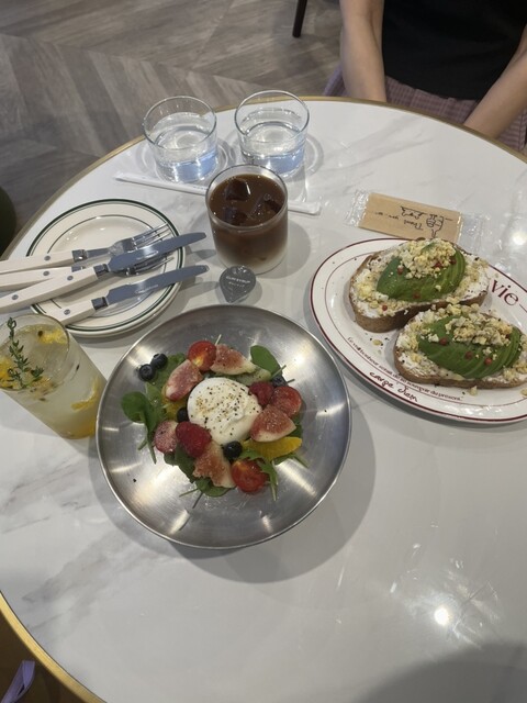 recommendations image for SUMMER WINE